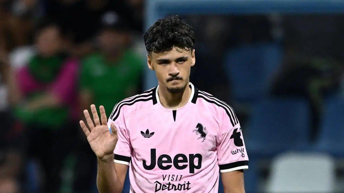 Góc Nhìn 32WIN: Toàn Thị Trường: Các cầu thủ đội tuyển của Juventus lầ
